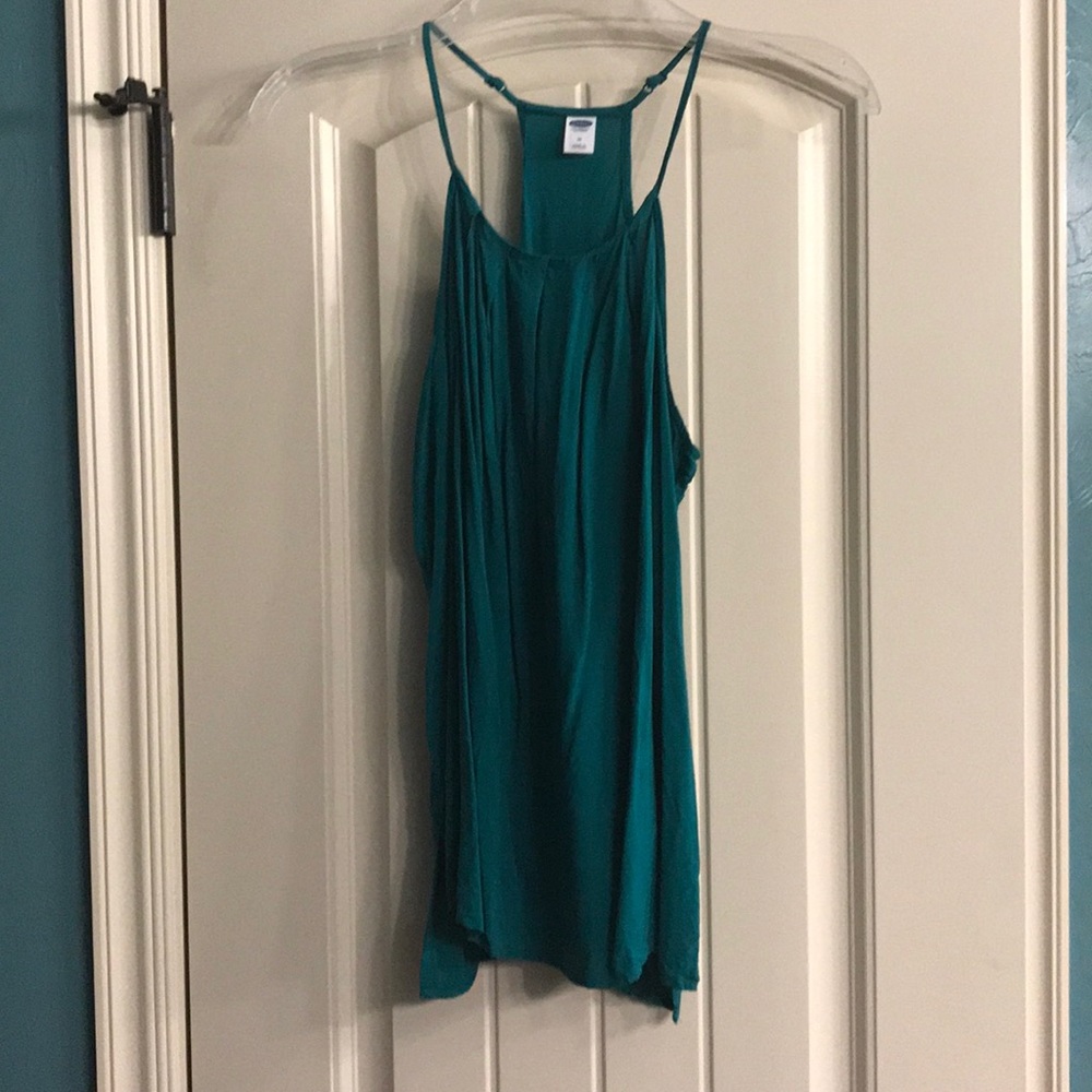 ❌❌sold Old navy tank❌❌